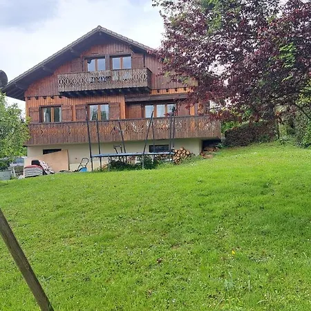 Chalet-villa Tout Equipe