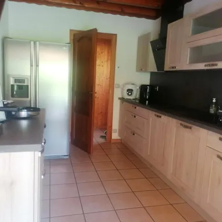 Chalet-villa Tout Equipe Hotel *